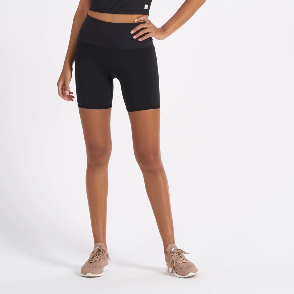 Vuori Rib Studio Short - BRAND NEW